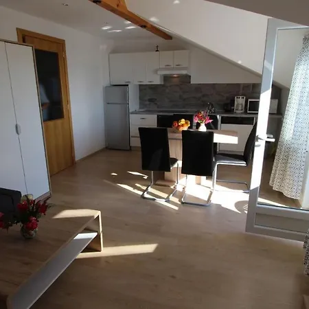 Marijana Affittacamere 3*